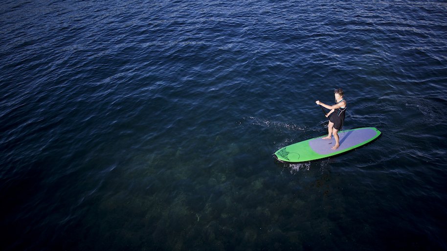 man paddle board