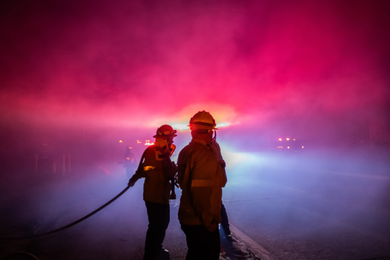 Malibu Franklin fire video sky color Pepperdine University students