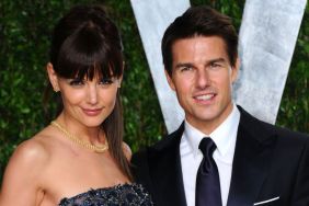 Actress Katie Holmes (L) and actor Tom Cruise arrives at the 2012 Vanity Fair Oscar Party hosted by Graydon Carter at Sunset Tower on February 26, 2012 in West Hollywood, California.