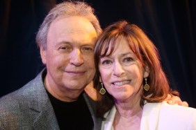 Who Is Billy Crystal's Wife, Janice & What Is Their Relationship History?