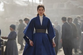 Gone Girl Star Rosamund Pike Recalls Getting Mugged in London