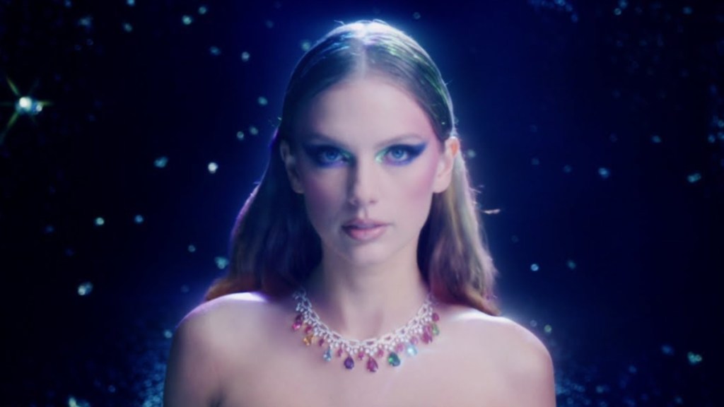 Fans Search 'Why Didn't Taylor Swift Attend AMAs 2025?'