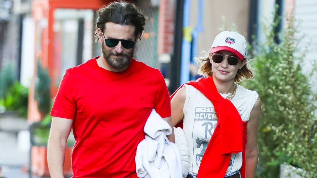 Gigi Hadid Bradley Cooper