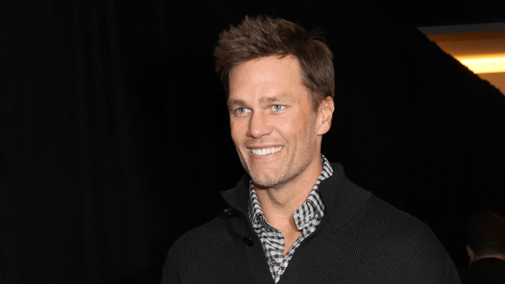 Tom Brady In 'No Strings Attached' Relationship With Victoria's Secret Model: 'Source'