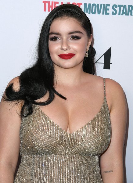 Ariel Winter Burt Reynolds The Last Movie Star #4