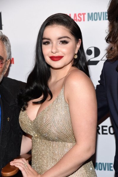 Ariel Winter Burt Reynolds The Last Movie Star #14