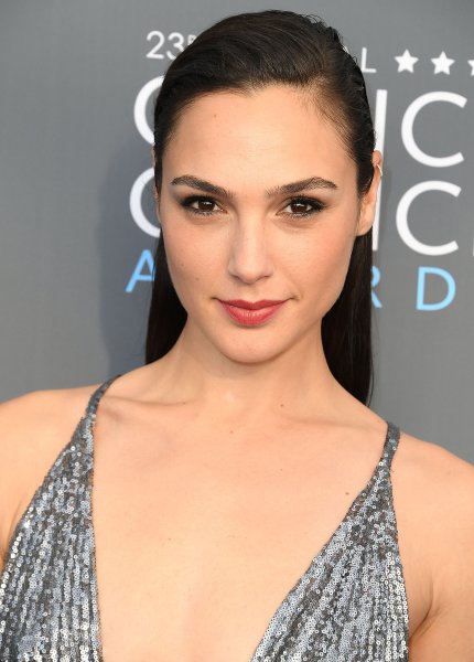 Gal Gadot 23rd Critics Awards #8