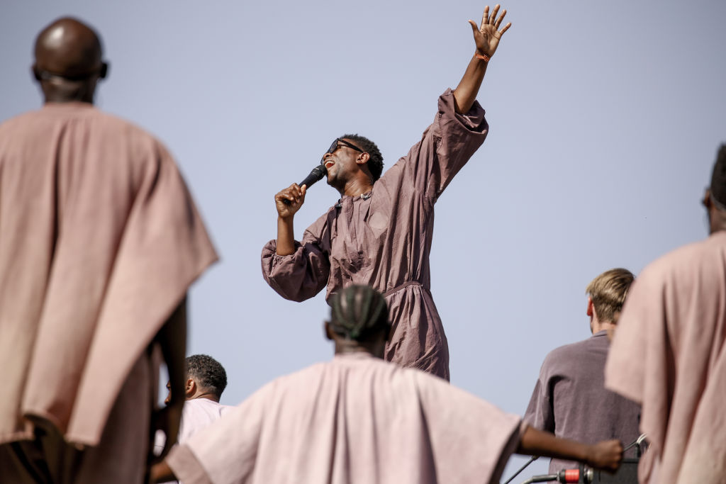 Choir Director Jason White Performs Sunday Service 