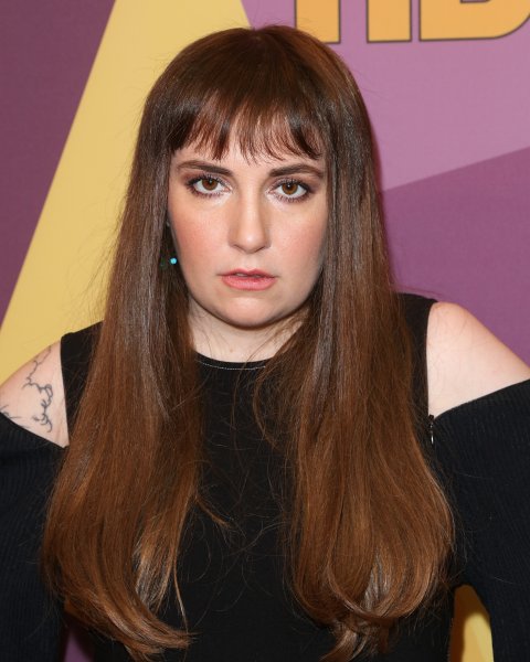 Lena Dunham Single #1