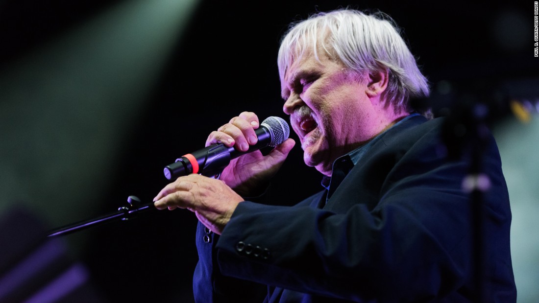 Bruce Hampton