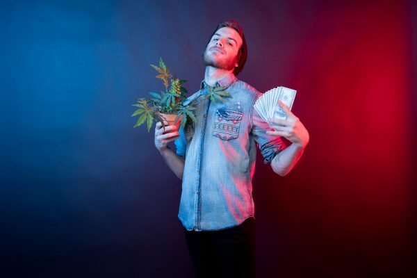 Company Hiring People to Smoke Pot For $3,000 and All the Cool Ranch Doritos You Can Eat (‘Weed’ Do It For Free)