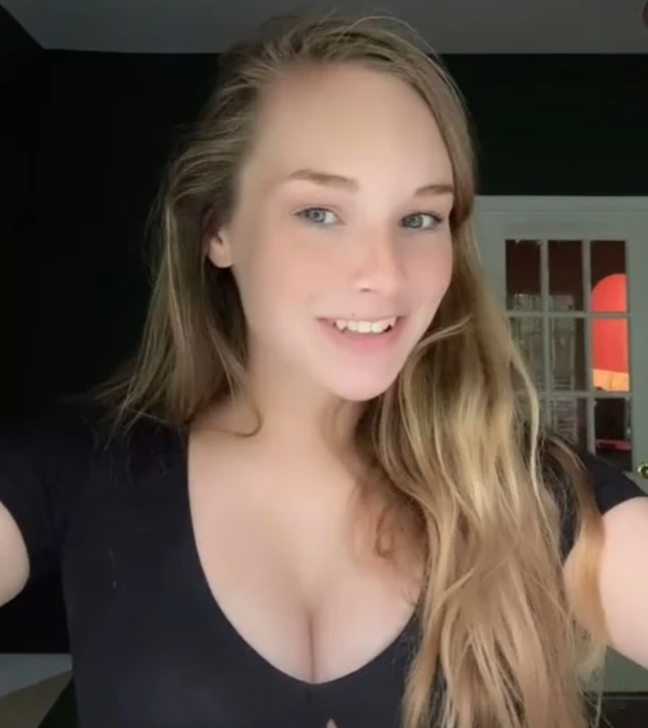 Meanwhile on TikTok: Hooters Server Goes Viral For Big Boob Hack That Helped Her Pay For College